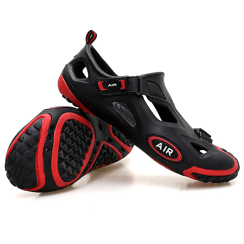 Summer Men's Sandals Unisex Outdoor Water Shoes Non-slip Men's Beach Sandals Breathable Hollow Hole Shoes Sneakers Men Slippers