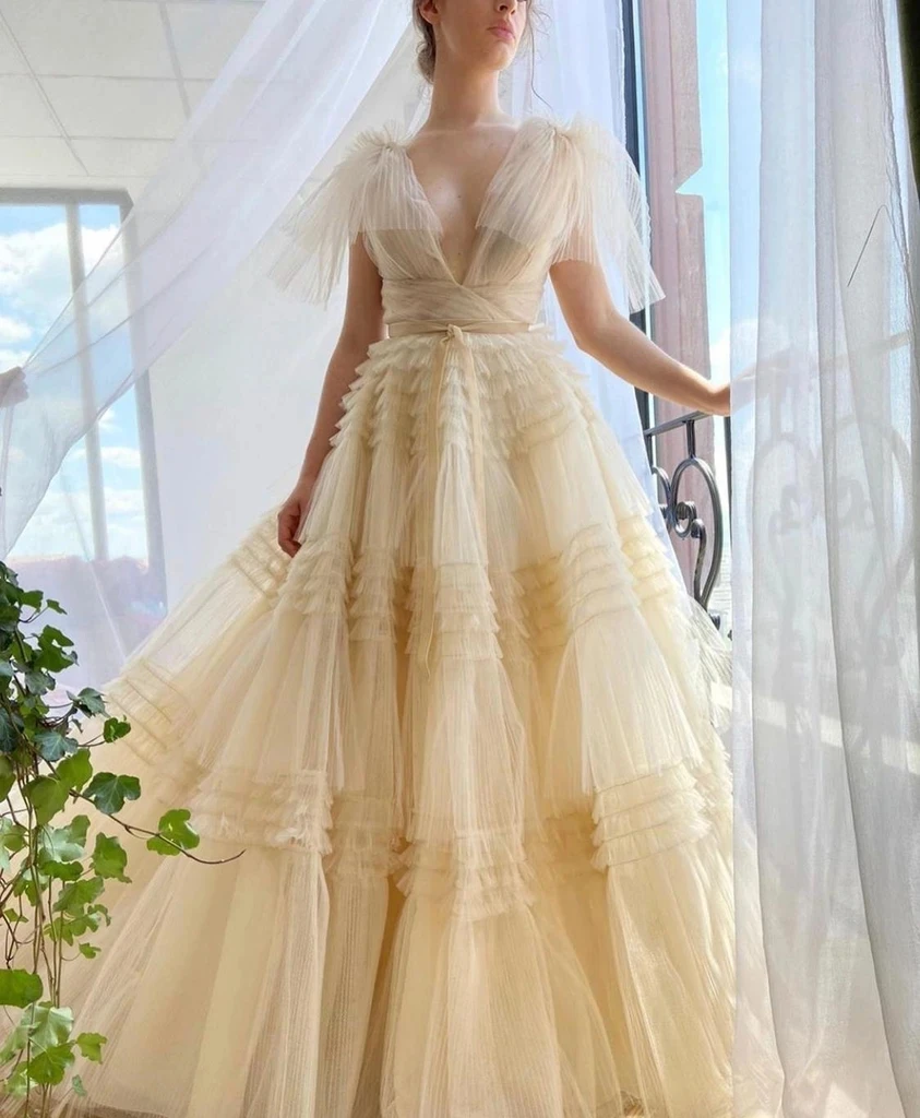 

Moroccan Evening Dresses A-line V-neck Floor Length Tulle Tiered Long Turkey Dubai Saudi Arabia Prom Dress Gown