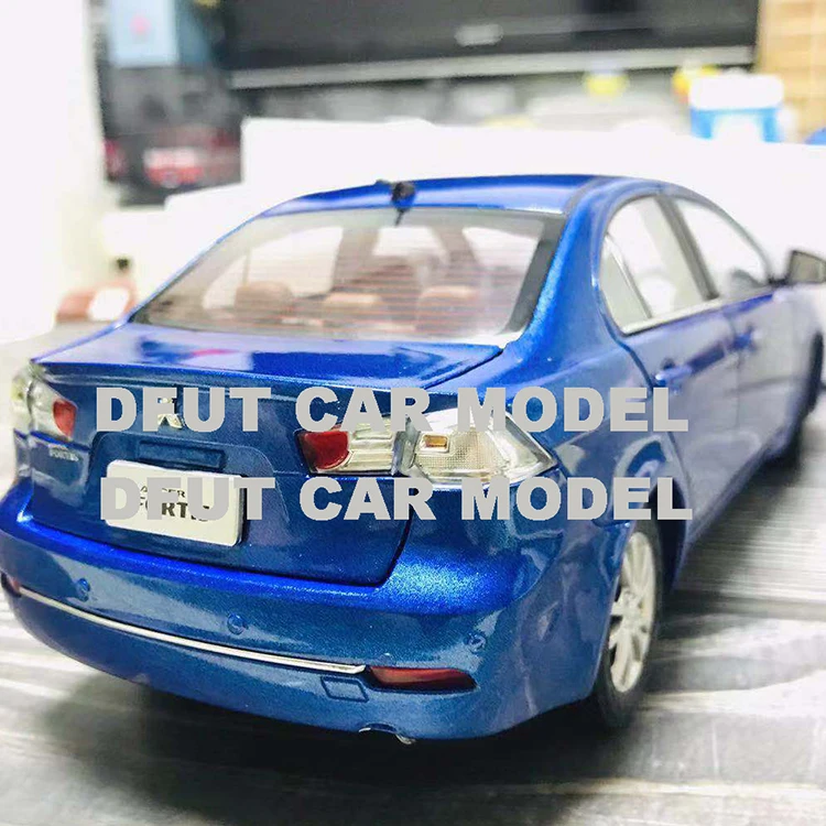 1:18 Модель гоночной машины из сплава для детских игрушечных автомобилей авторизованный подарок для детей