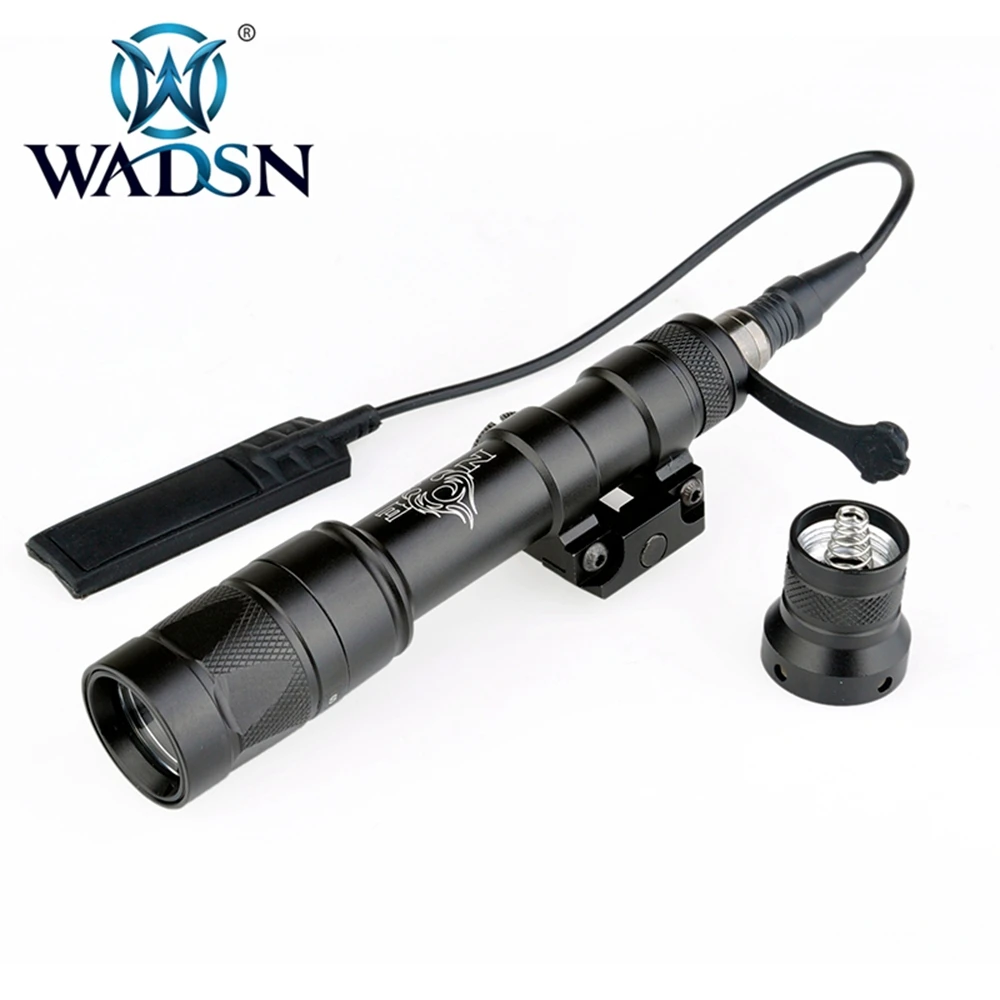 WADSN Softair фонарик M600W Тактический Scoutlight светодиодный стробоскоп лампа в форме пистолета m600 страйкбол факелы WNE04045 охотничье оружие огни - Цвет: BK