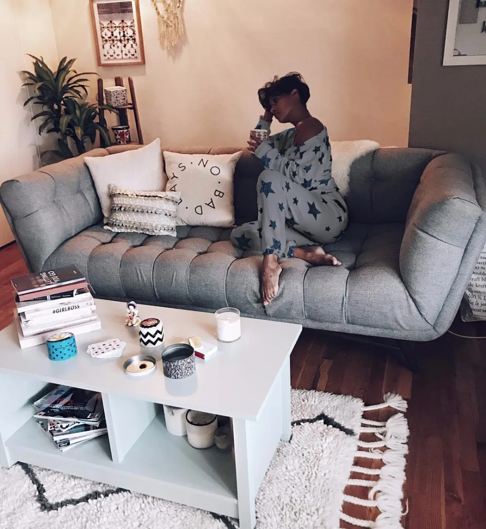 5121276484_1925392140