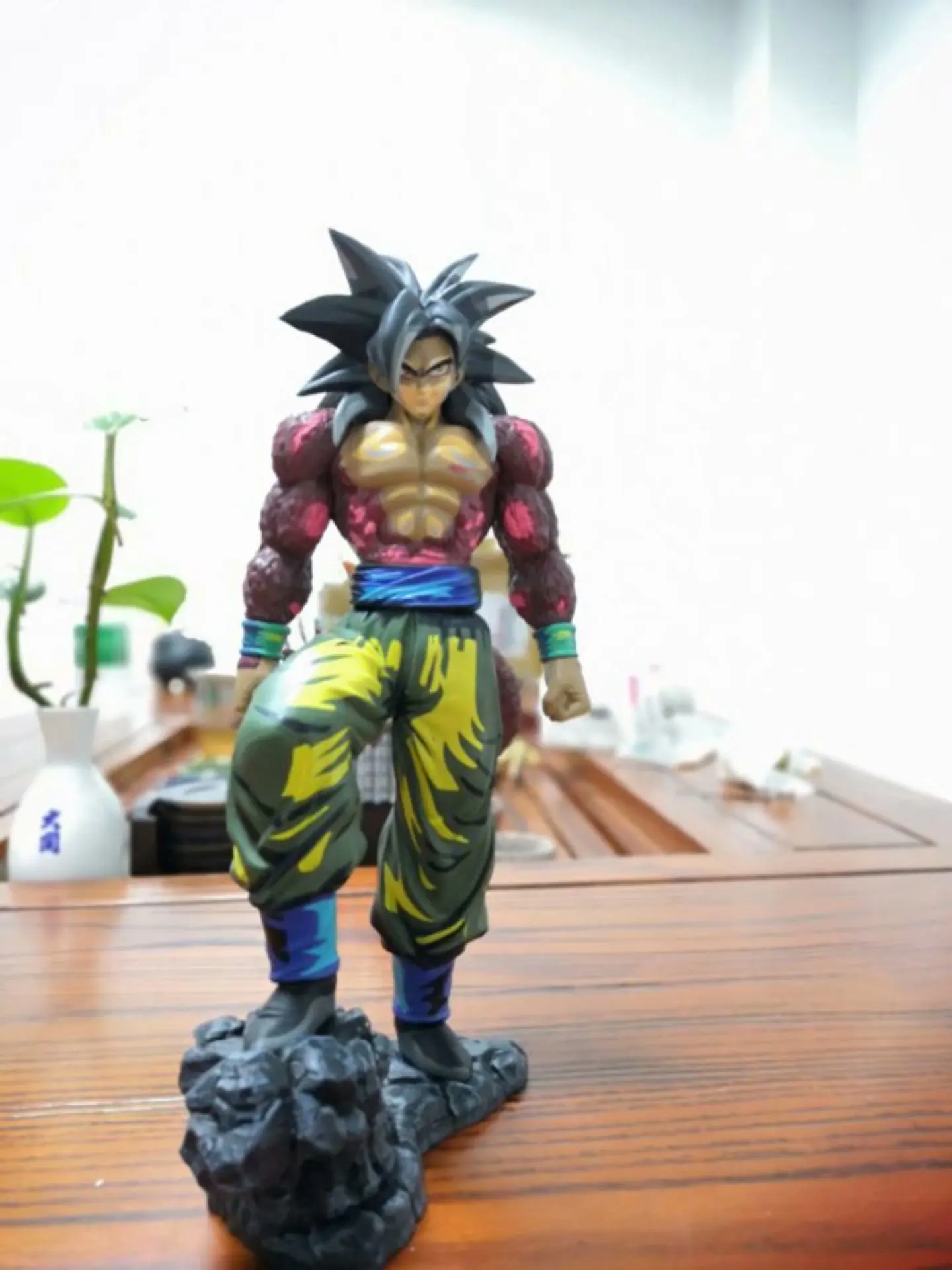 

Ollie Anime Dragon Ball SMSP Qualified Cartoon Color Ultra Four Goku Boxed Garage Kit Model Decoration