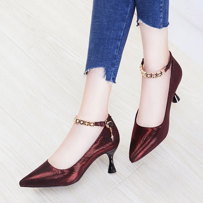 

Women Pumps