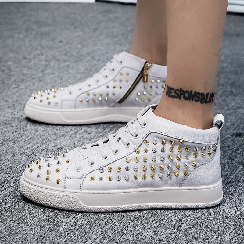 

Luxuxry Brand Black High Top Rivets Studed Casual Shoes Zip Side Outdoor Waterproof Flats Tenis Masculino Adulto Punk Shoes Men