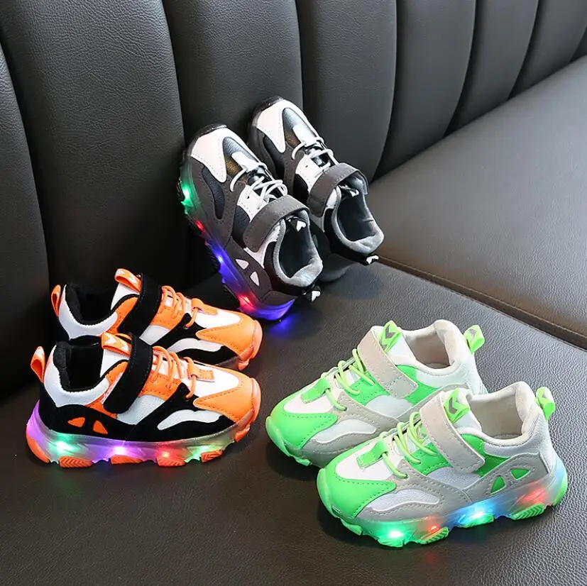 

Child Sport Shoes Spring Luminous Fashion Breathable Kids Boys Net Shoes Girls Anti-Slippery Sneakers With Light Running Shoes