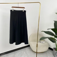 

2021 Autumn Winter New Top Quality Wool Blend Ladies Vintage Beige Black Warm Knitting Skirts