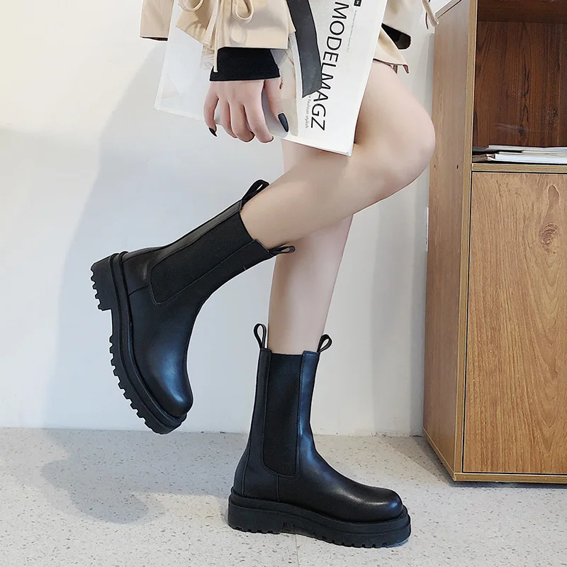 

Leather Shoes Woman Short All-match Boots 2019 England Wind Handsome Sleeve Chelsea Boots