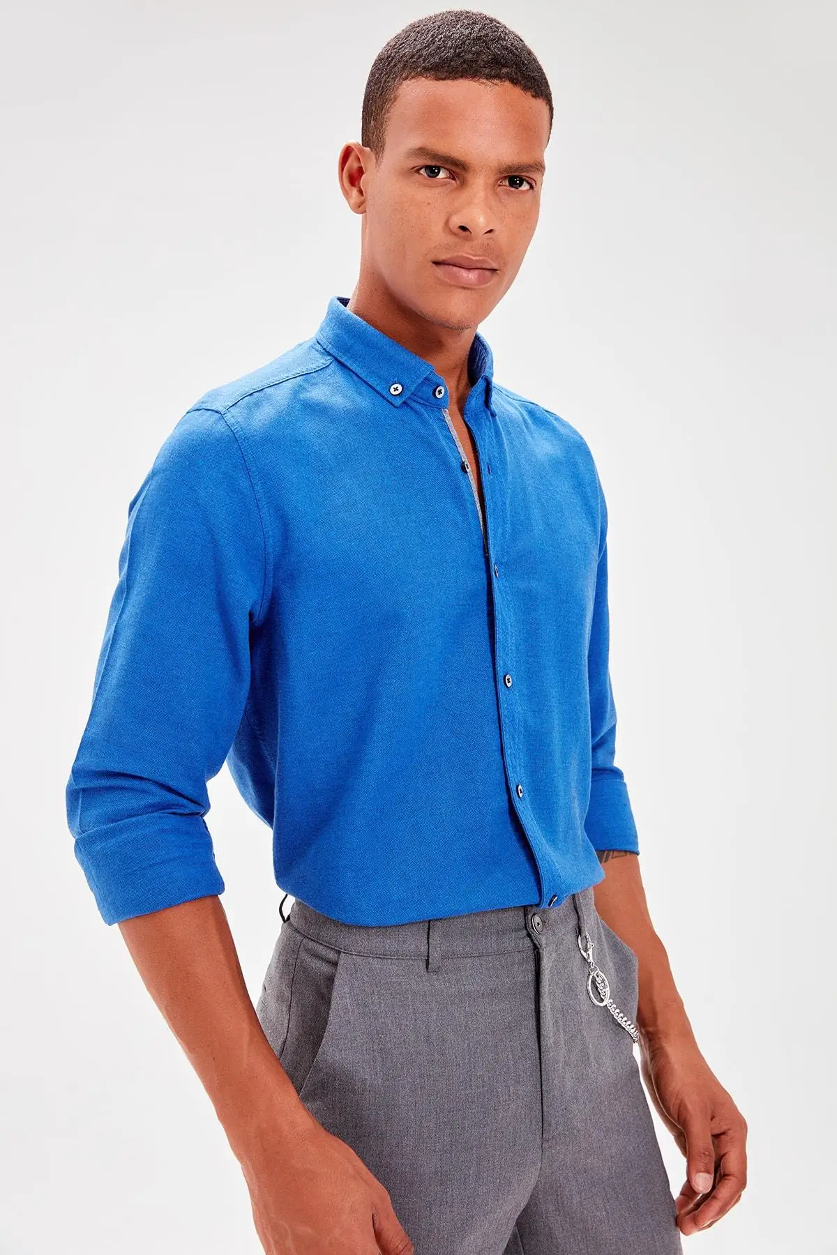 

Trendyol Saks Male Button Collar Cotton Slim Fit New Shirt TMNAW20GO0092