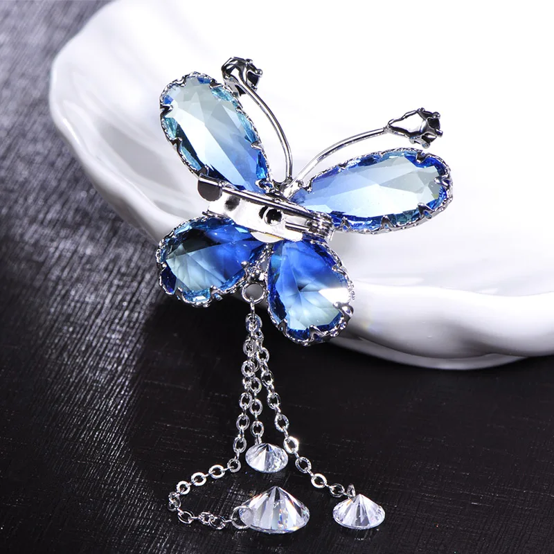 Madrry Vivid Butterfly Shape Brooches Colorful Rhinestone Jewelry For Women Men Sweater Suit Collar Pins Party Accessories Gifts
