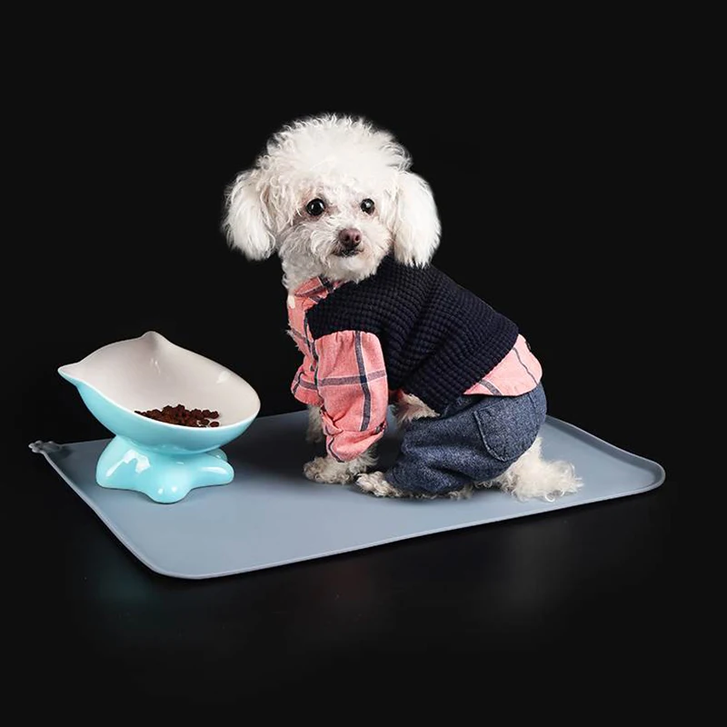 

Waterproof Non-slip Pet Feeding Mat Silicone Pet Food Mat Dog Bowl Mat Pet Feeding Tray For Cats and Dogs Pet Suppies