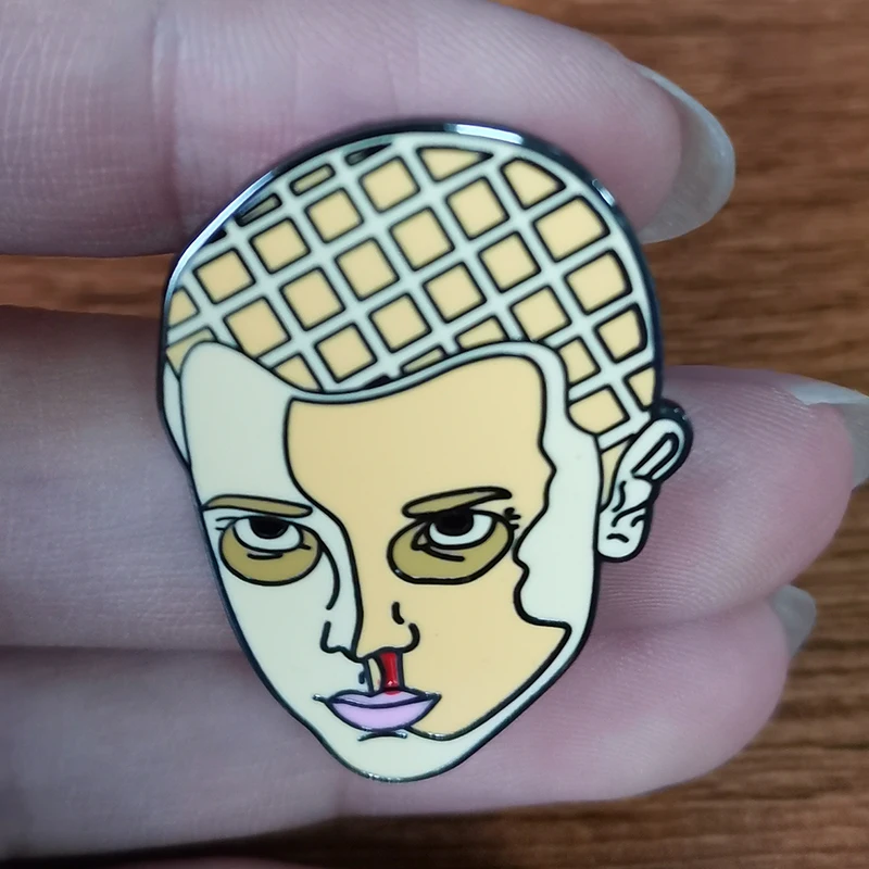 Значок Eggo Head Eleven брошь из странных вещей она наша подруга сумасшедшая