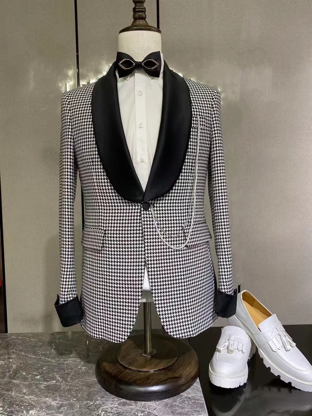 Fashion wedding suits men Grey Plaid with black velvet lapel formal slim fit China twining buckle party man only Blazer