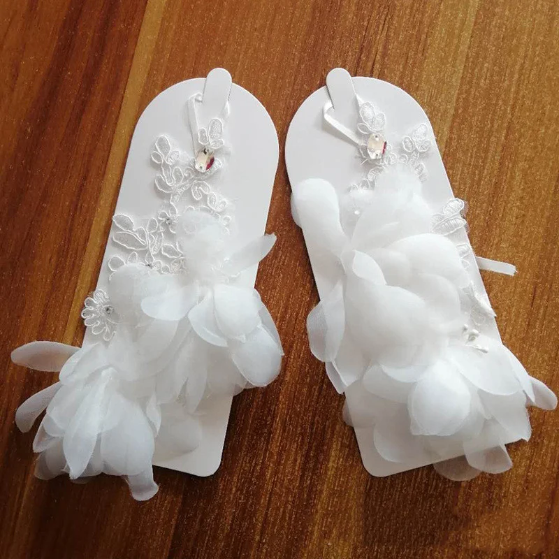 Fashion Flower Princess Girl Gloves Fingerless Wedding Gloves Lace Beaded Short Design For Bridal Wedding Accessories lace gloves wedding dress gloves