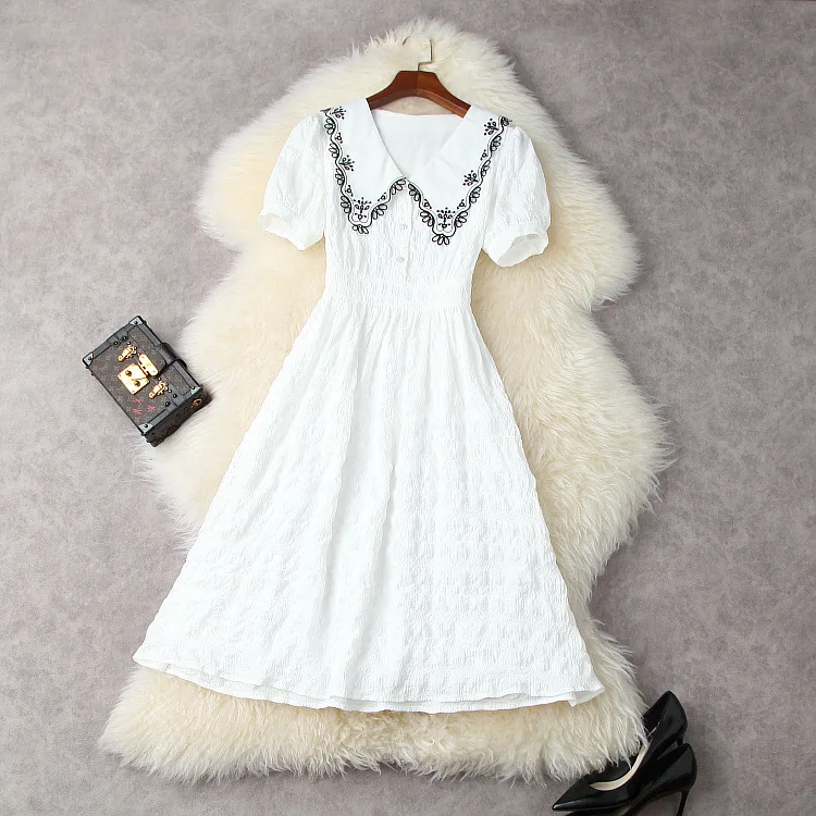 

European and American women's wear for summer 2021 Short sleeved embroidered lapel Fashion white pleated dress