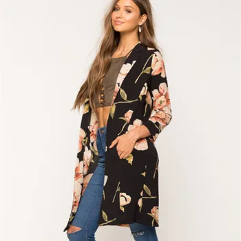 

2018 Autumn Women's Hot Selling Printed Three-quarter-length Sleeve Trench Coat outside