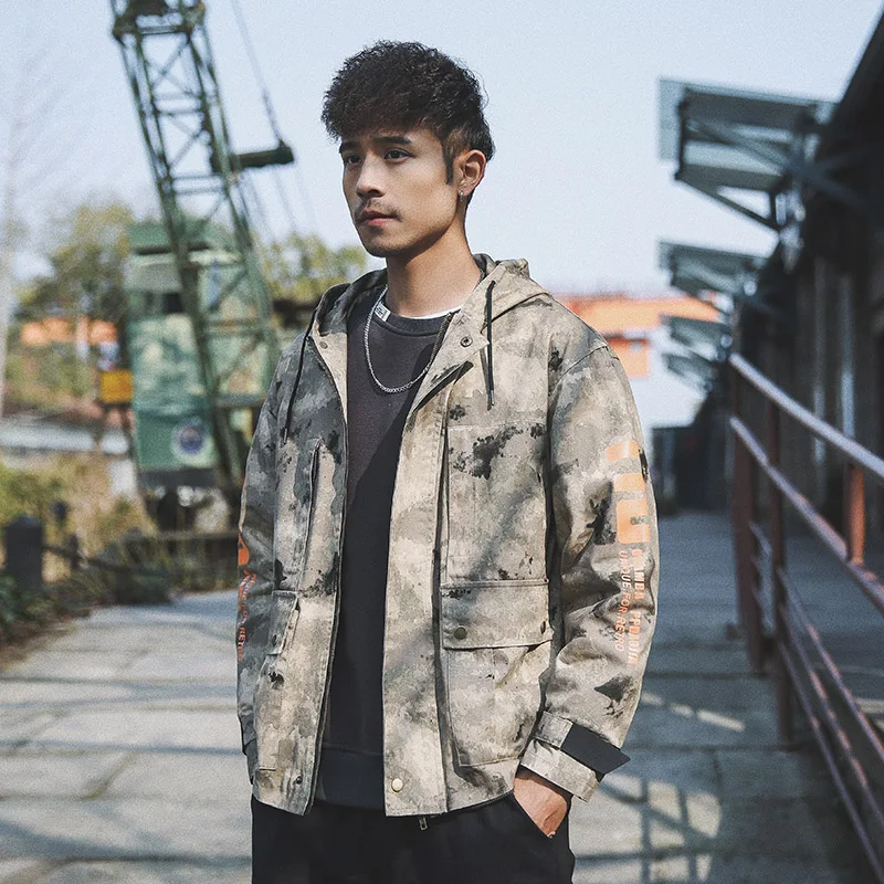 

FUGOISM Men Jackets 2019 Camouflage Zipper Windbreakers Hoodies Streetwear Hip Hop Jacket Men's Tactical Military Casual Tops