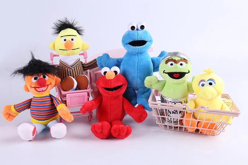 

6pcs/Lot Sesame Street Elmo Cookie Monster Big Bird Bert 17CM Plush Stuffed Doll Keychain Babyt Gifts