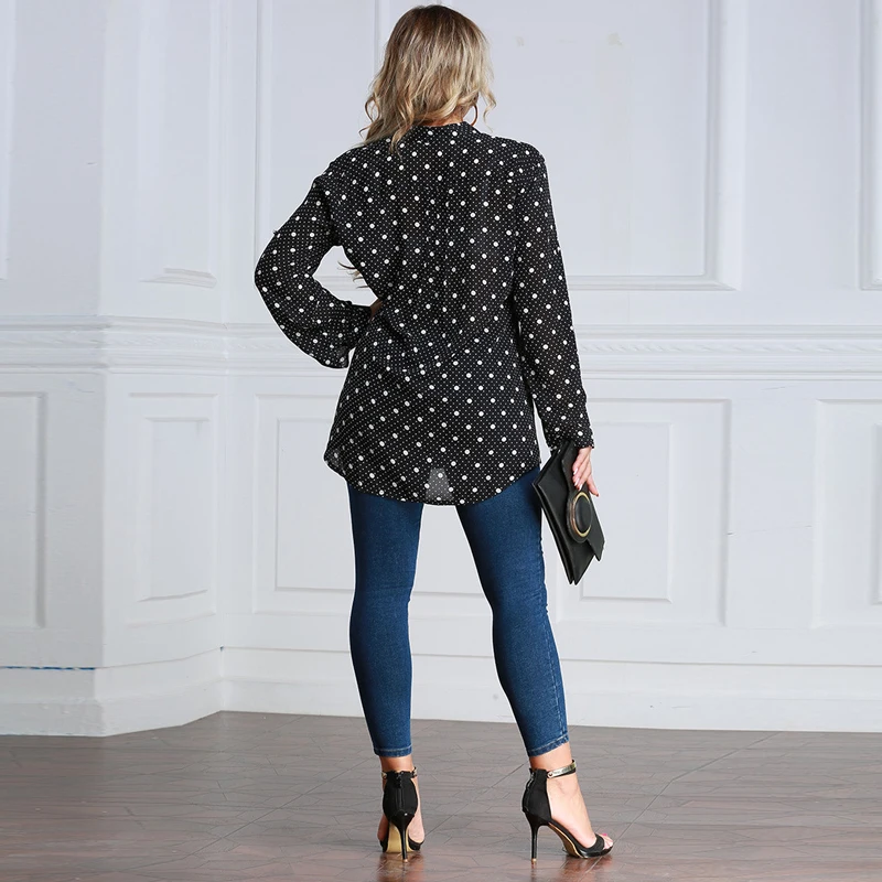 4695009489_587990296