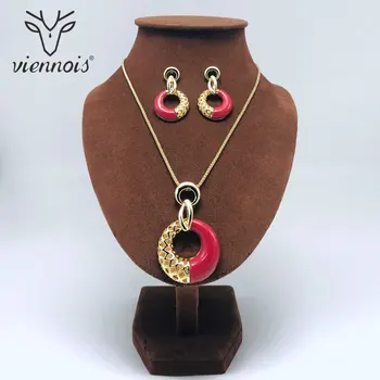 

Viennois Dubai Gold Color Hollow Red Resin Drop Earrings Jewelry Set for Women Jewelry Sets 2019