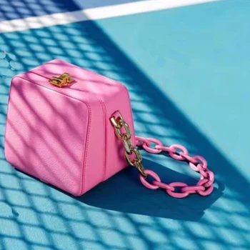 

Bag Female 2020 New Niche Design Pink Metal Stitching Chain Shoulder Small Square Bag Suitcase Type Small Bag Women Handbags