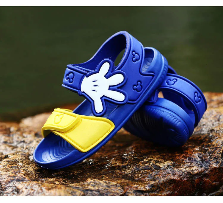 Детские сандалии летние новые мальчики и девочки Синий Нескользящая пляжная обувь повседневная дикая обувь на плоском ходу для студентов обувь для девочек