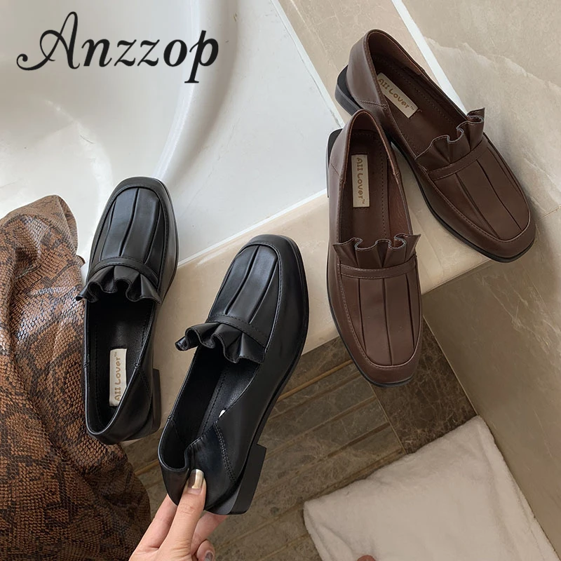 

British retro small shoes autumn and winter new street shooting models square folds ruffled side wild sexy low heel women's shoe
