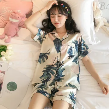 

Thin ice silk pajamas ladies summer and autumn short sleeve two-piece suit simulation printing silk sexy cute home service suit