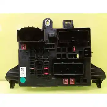 

1327731703 , 10153232608 , 544949969 BOX RELES/FUSES OPEL INSIGNIA SALOON