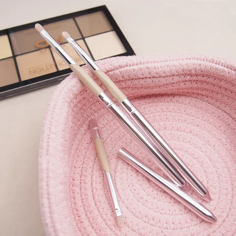 Style Makeup Brush Pink Lipstick Brush with Metal Cover Portable for Travel Lip Brush