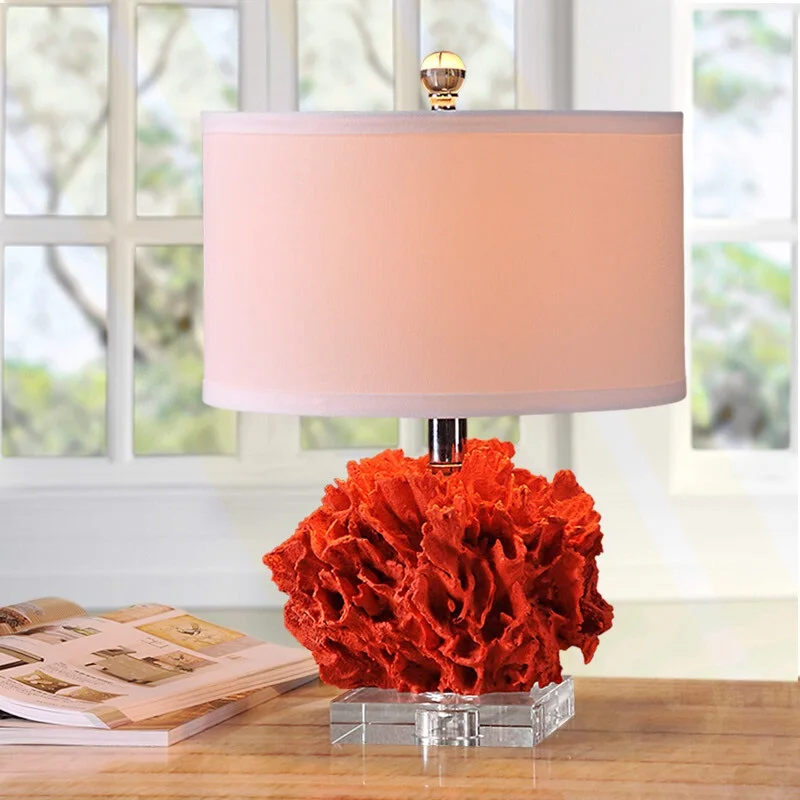 Хрустальные настольные лампы для спальни, роскошные хрустальные настольные лампы, простые современные средиземноморские красные коралловые хрустальные светильники для декора - Цвет абажура: Red