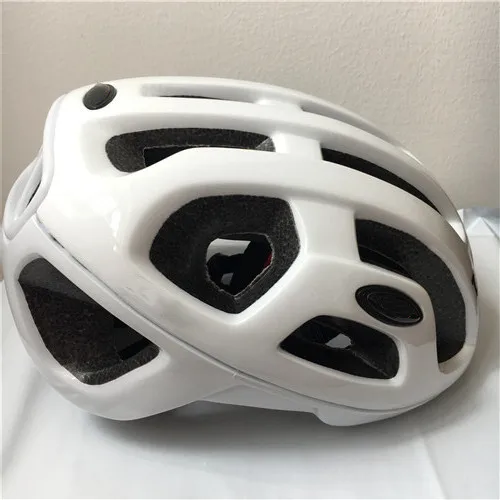 

Helmet SUV Mountain Bike Racing Outdoor Riding Ultralight Helmet