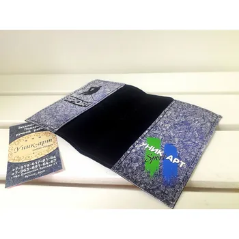 

Business card holders single-row on 28 business, disco or credit cards