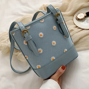 

Women Messenger Bags Fashion Embroidery Small Square Bags One-shoulder Portable Large Capacity Bags Cute Handbags for Shopping
