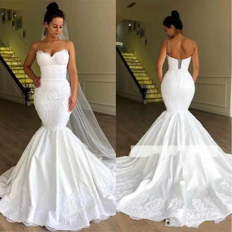 

Sexy Spaghetti Straps Mermaid Long Plus Size Wedding Dresses Backless Lace Applique Sweep Train Beach Bridal Gowns