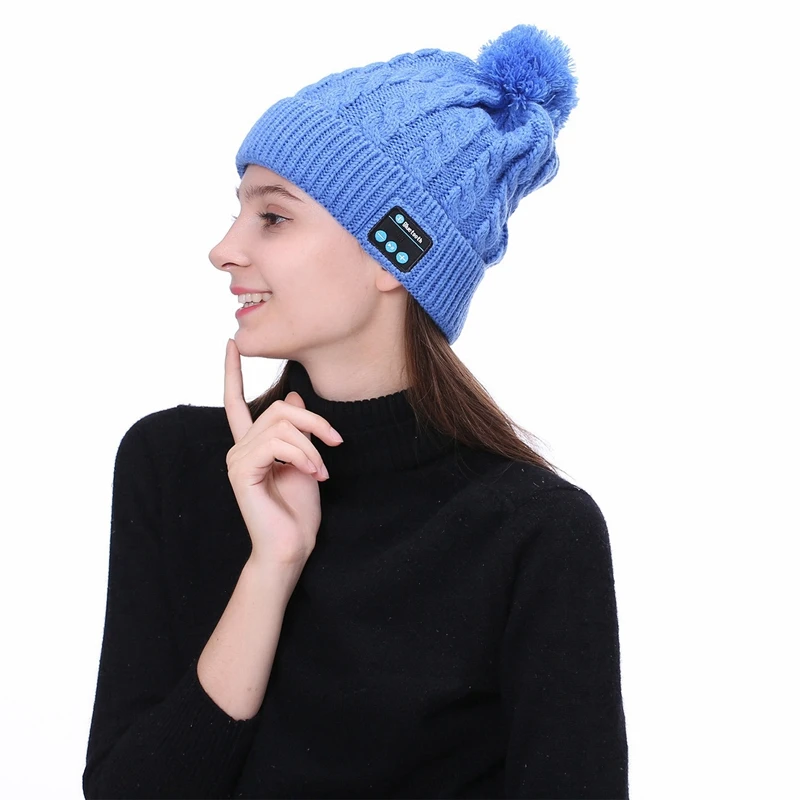 Wireless Bluetooth Hat Smart Winter Warm Hat Headphones Speaker with Microphone for Women Sports Cap Call Music Hat