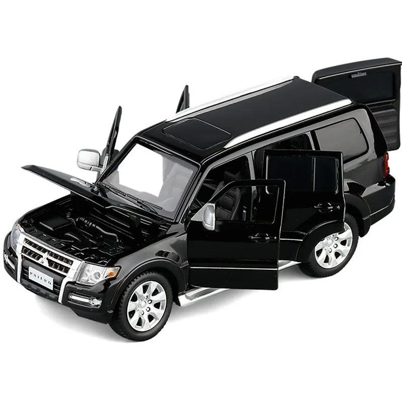 Модель внедорожника Pajero V97 игрушечный автомобиль из сплава литой звук светильник