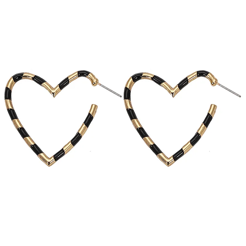 Новая мода в стиле панк Цвет-плетение сердца серьги в форме фигурного кольца для Для женщин женские вечерние серьги Цвет Фул серьги - Окраска металла: Black