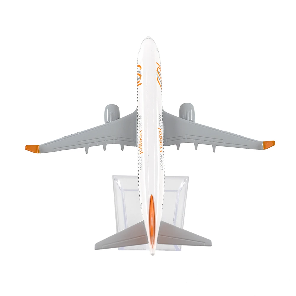 1/400 Scale Alloy Aircraft Boeing 737 GOL Airlines 16cm Alloy Plane B737 Model Toys Children Kids Gift for Collection Decoration