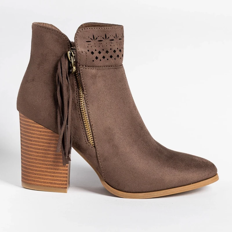 

SFIT New 2019 Fashion Leather Cow Suede Ankle Boots Tassel Women Shoes Woman Fashion Leisure Booties Female Shoe Boot