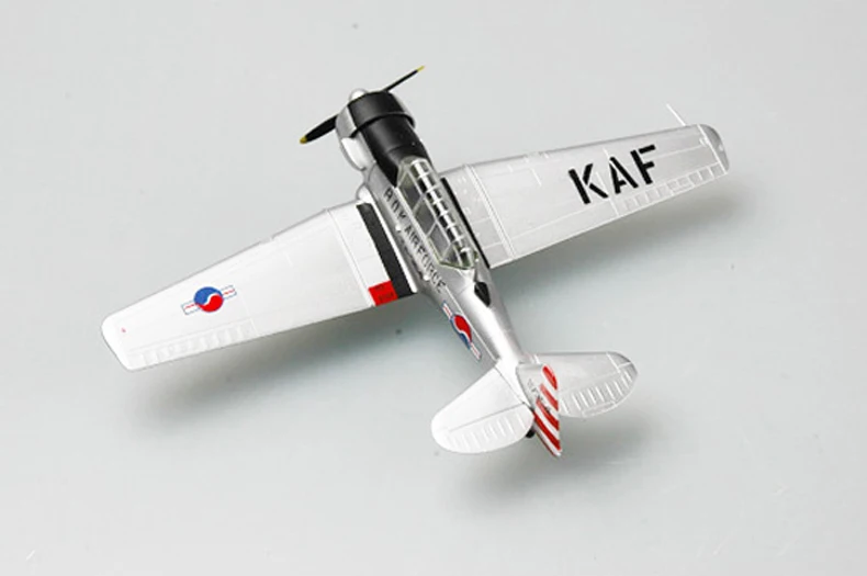 Trumpeter 1/72 Южно-корейские воздушные силы t-6g тренера 36316 Готовая модель продукта