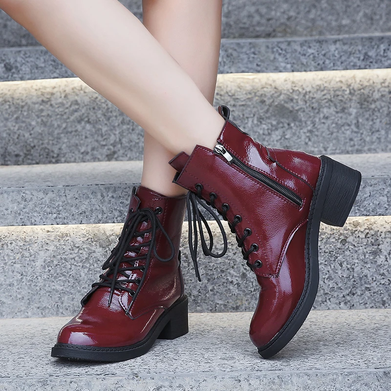 Bootee/ г. Женские ботинки до середины икры осенние ботинки на низком каблуке со шнуровкой роскошные дизайнерские женские полусапожки с круглым носком