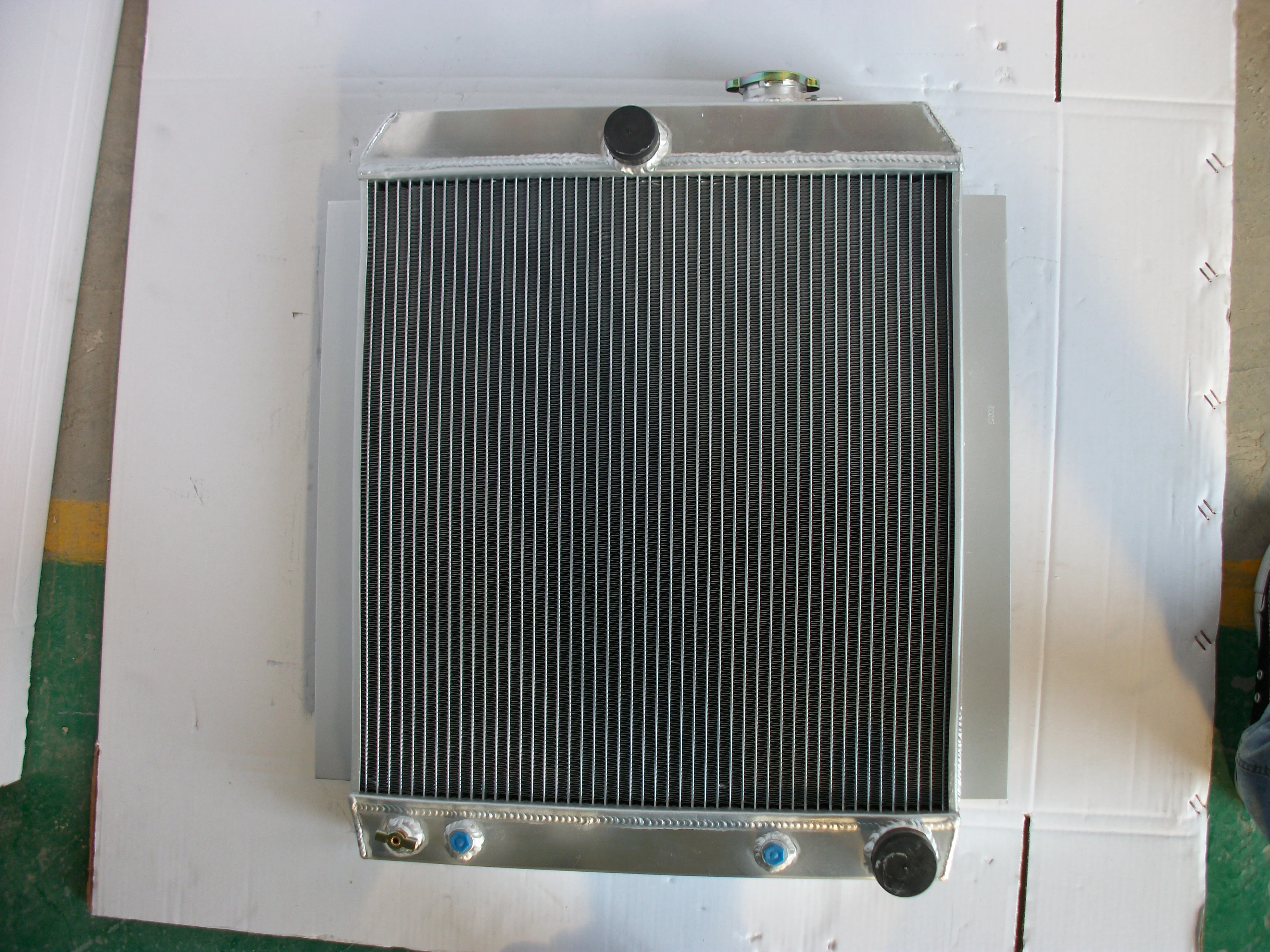 56MM 2 ROW For CHEVY TRUCK PICKUP AT 1948 1949 1950 1951 1952 1953 1954 Aluminum Radiator 1 Year Warranty | Автомобили и