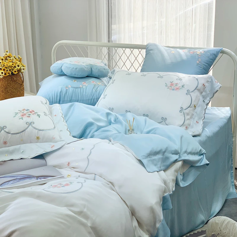 D737CD0D-DC53-4566-A0EF-F129CE15FDD5