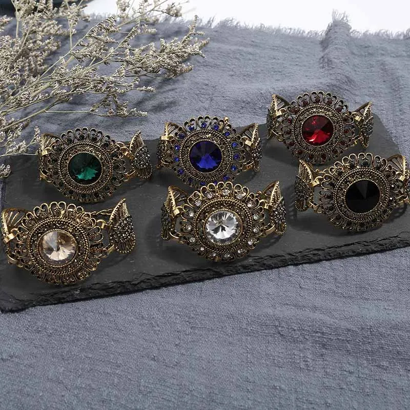 

2019 Women Boho Charm Bracelets Classic Red Blue CZ Round Flower Wide Bracelet Bangles Ladies Vintage Copper Armband Jewelry