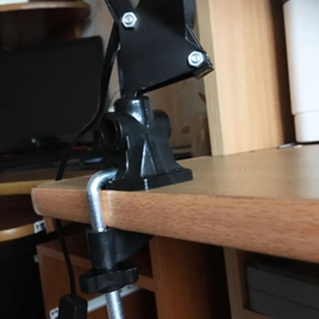 1PC Hardware Bracket Clamp Accessories DIY Fixed Metal Desk Lamp Clip Fittings Screw Camera Flash Holder for Mic Stand