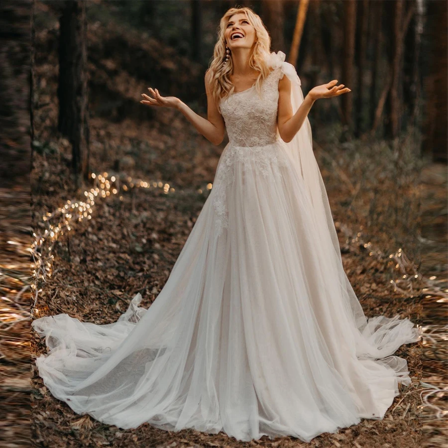 2021 One Shoulder Pleated Beading Applique Lace Wedding Dresses Sweep Train Tulle Bride Gowns Vestido De Novia | Свадьбы и торжества
