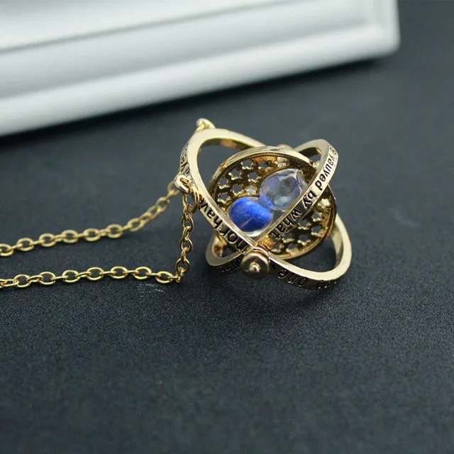 

Harri Potter Movie Time Turner Hourglass Necklace Six Phalanx Magic WandS Keychain Pendant Metal Figure Toy Key Ring Necklace