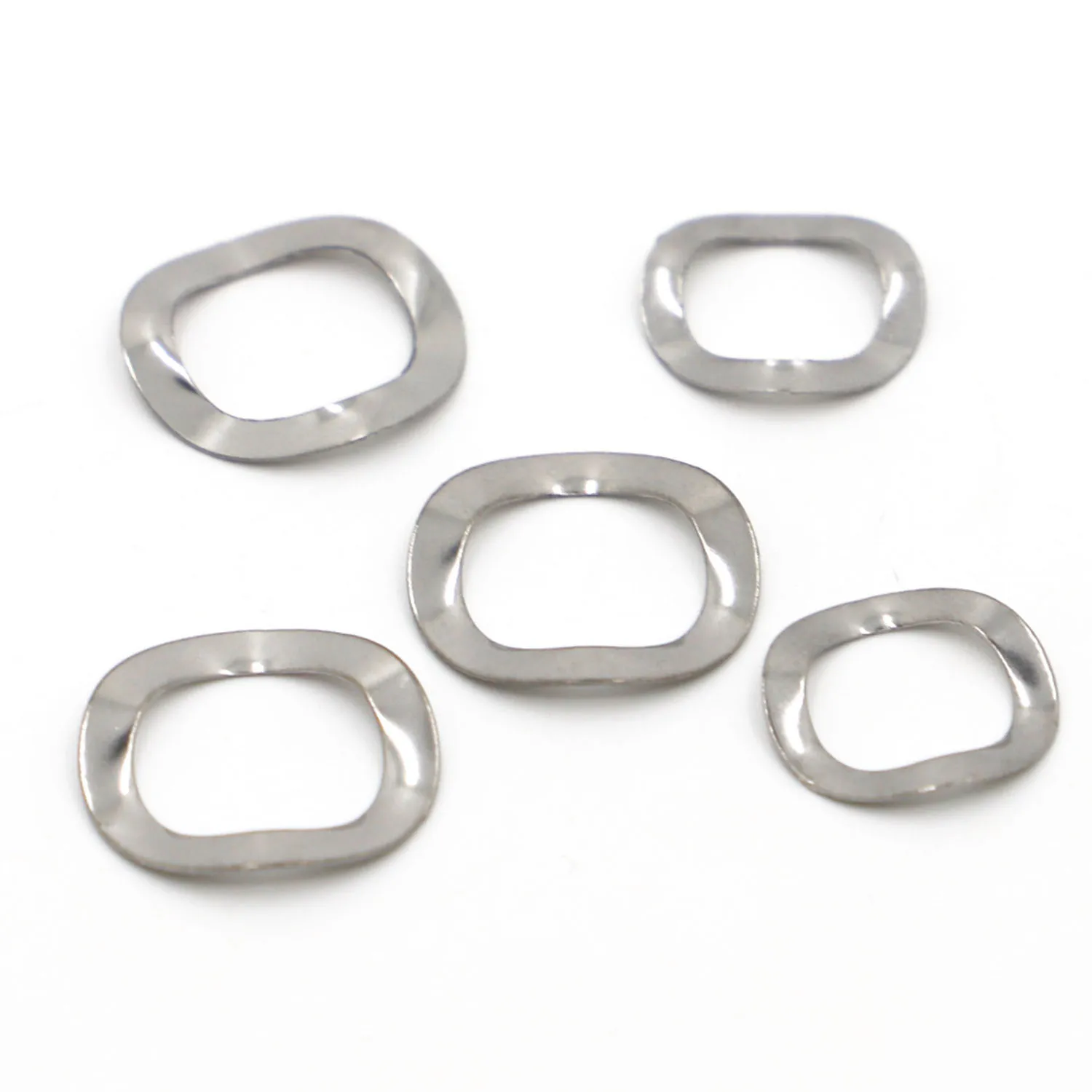 304 Stainless Steel Spring Washer Three Wave Washers M3 M4 M5 M6 M8 M10