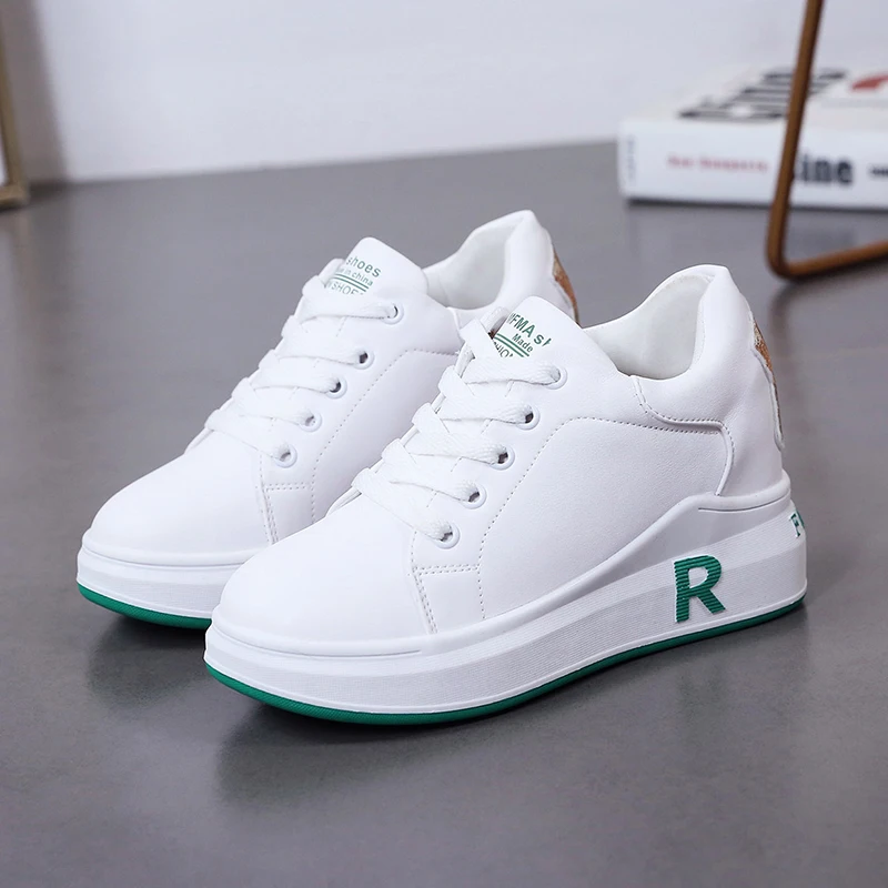 

Women White Shoes 2019 New Embroidery Chunky Sneakers For Women Vulcanize Shoes Casual Fashion Dad Shoes Platform Sneakers