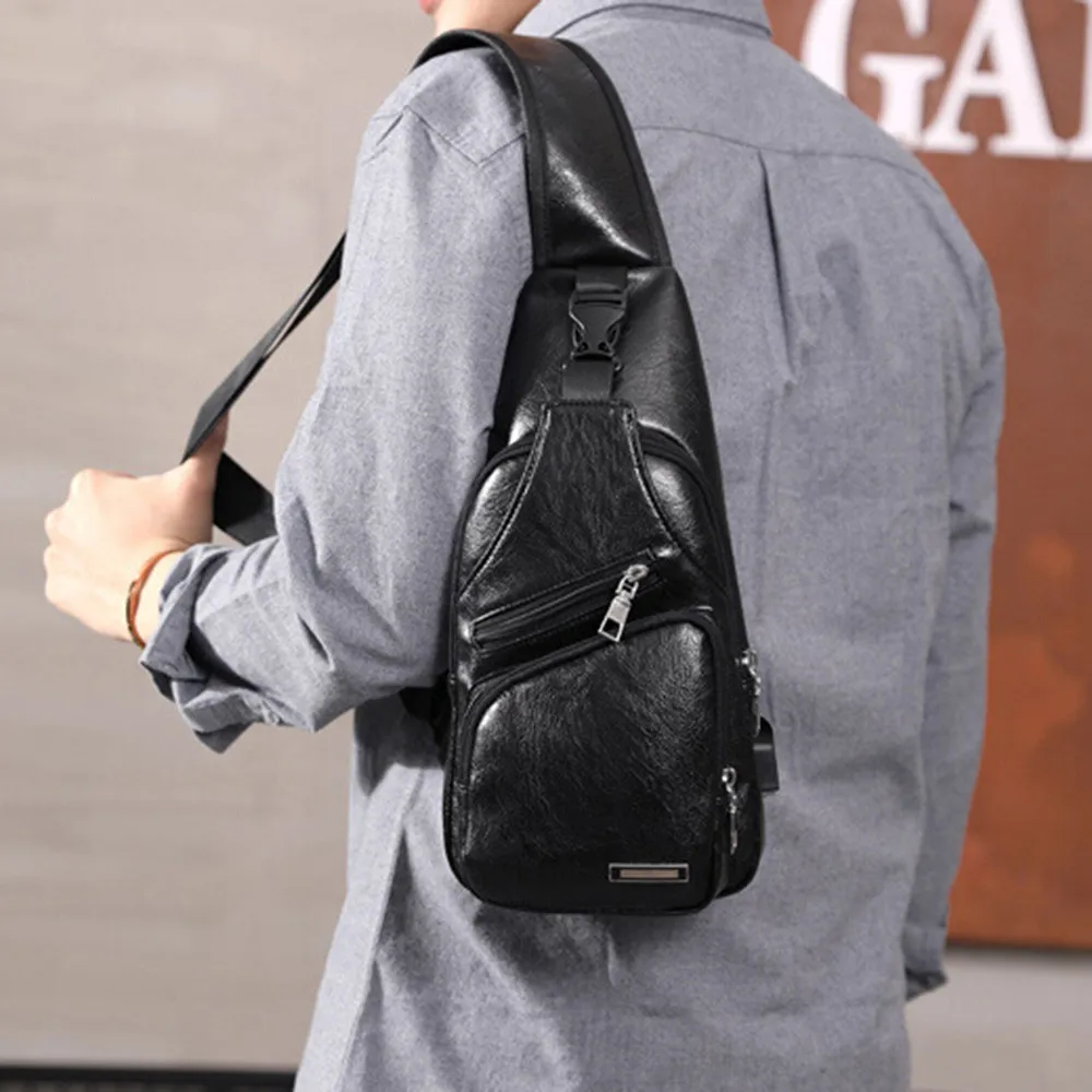 Men's Crossbody Bags USB Chest Bag Designer Man Messenger bag Leather Shoulder Bags Diagonal Package Back Pack Travel Purse
